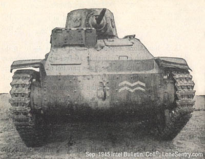 [Type 92 (1932) tankette, front view]
